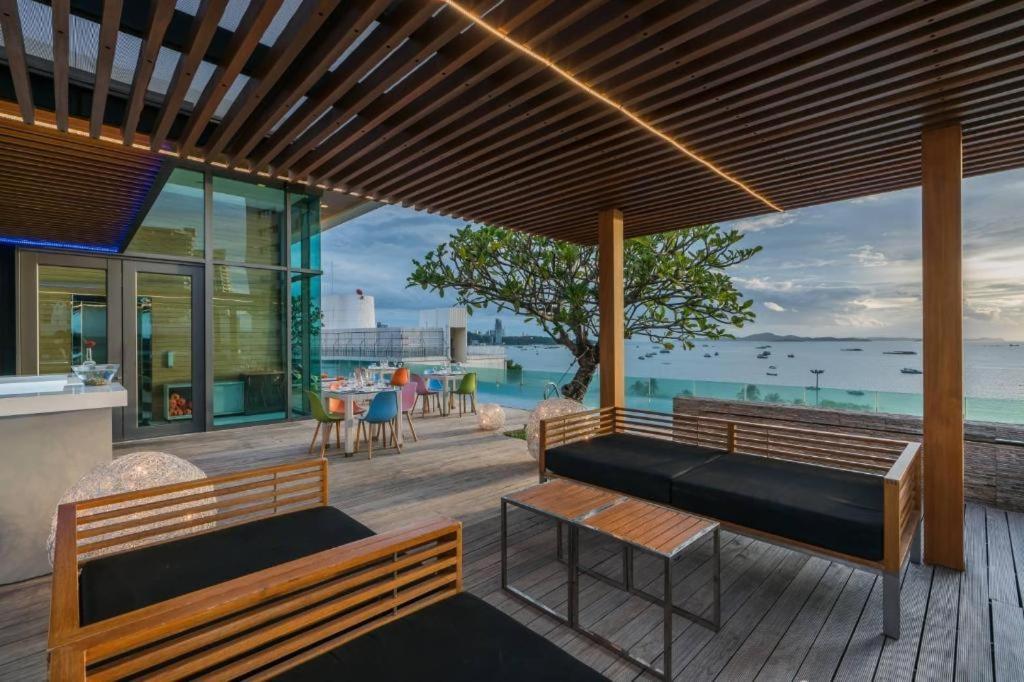Seven Zea Chic Hotel Pattaya Exterior foto